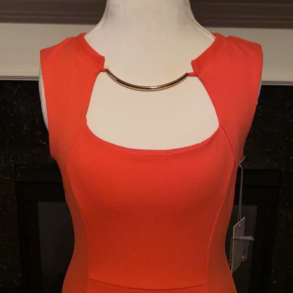 Jennifer Lopez coral dress - Picture 3 of 10